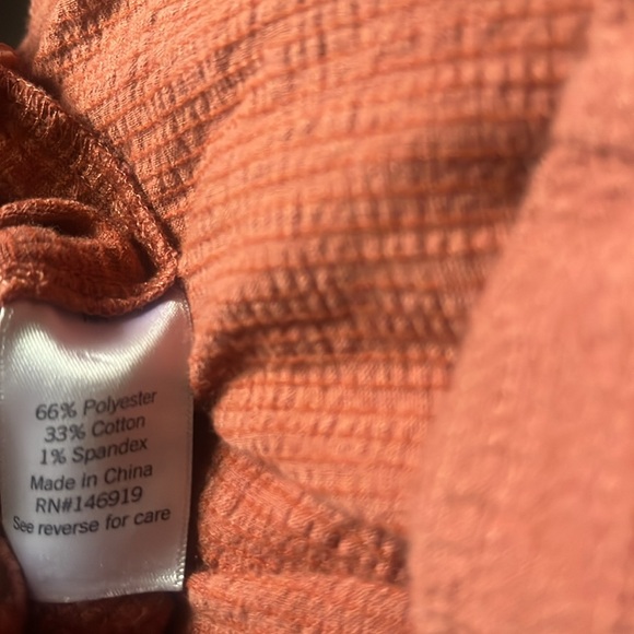 Rust Romper with Puff Sleeves and Pockets - Picture 8 of 8